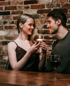 pexels-katerina-holmes-5911298